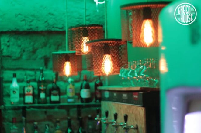 GreenHouseAmericanBardetallesvintages Diario El Cuco Digital todas las noticias del Valle de Uco Green-House-American-Bar-detalles-vintages