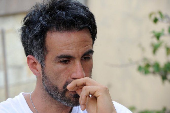 Escándalo: se comprobó que el médico Luque falsificó la firma de Maradona