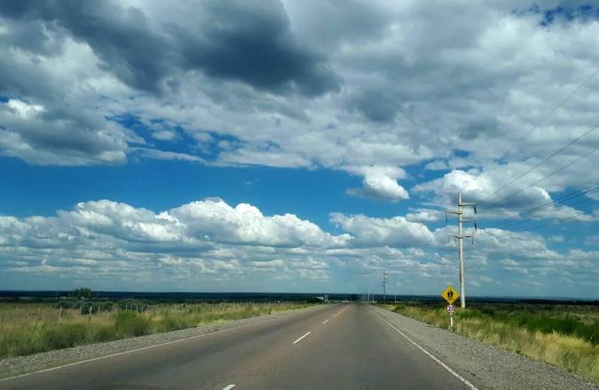 Camino con nubes - foto Mary Gonzalez