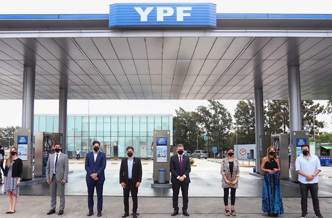 YPF Lanzamiento desc docentes - foto Telam