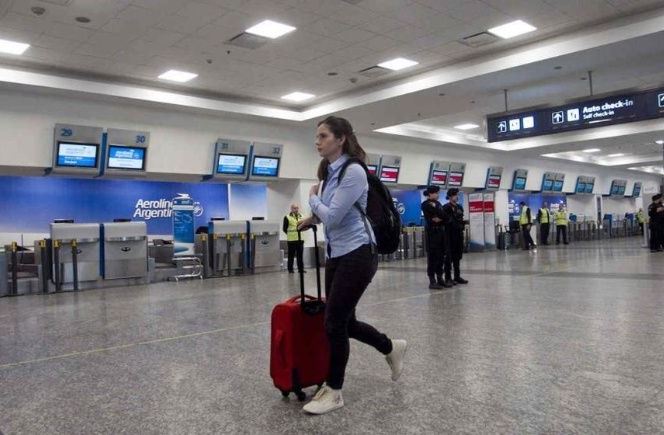 El Gobierno nacional prorrogó el cierre de las fronteras para turistas hasta el 30 de abril