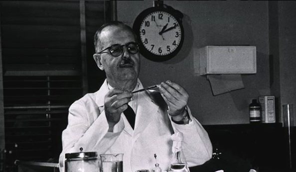 Efemérides: en homenaje a Houssay, hoy se celebra en el país el Día del Investigador Científico