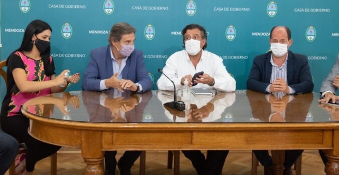 Conferencia de prensa - restricciones - Mendoza