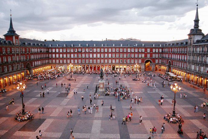 Europa se abre al turismo extracomunitario: ¿cómo ingresar y cuántos vuelos hay?