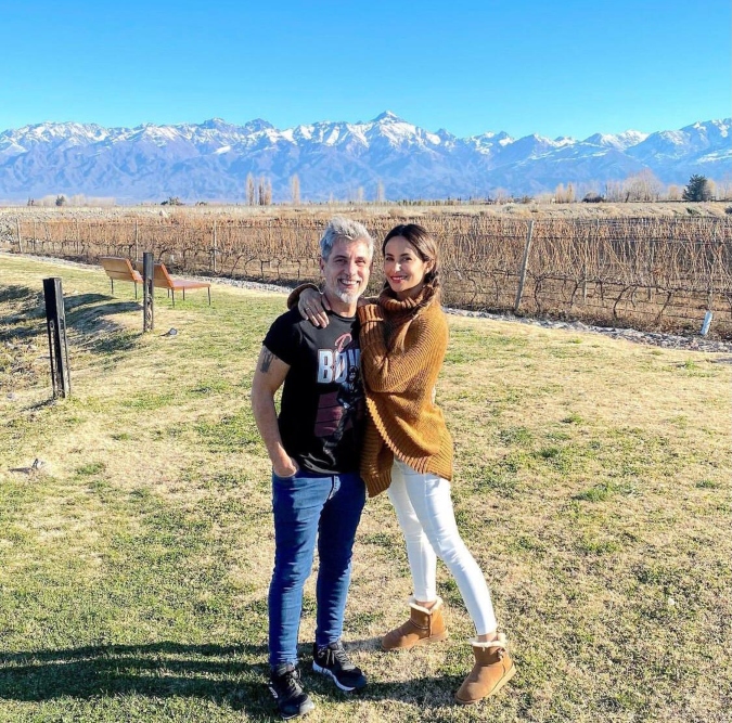 Más famosos en el Valle de Uco: Lourdes Sánchez y el Chato Prada descansan en Tupungato