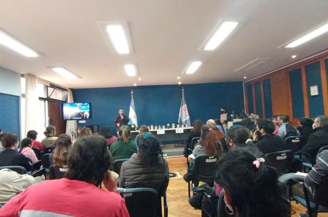 ¡Un éxito! Más de 40 personas aprendieron a multiplicar plantas nativas en San Carlos