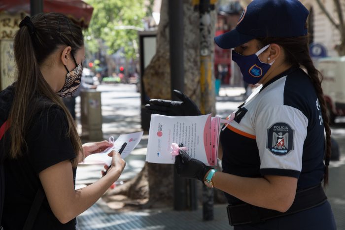 Mujer Policía, cáncer de mama 2 - foto prensa mendoza