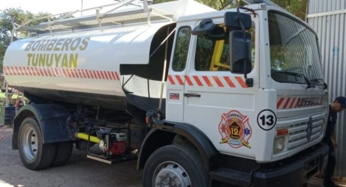 Camion cisterna bomb vol tunuyan