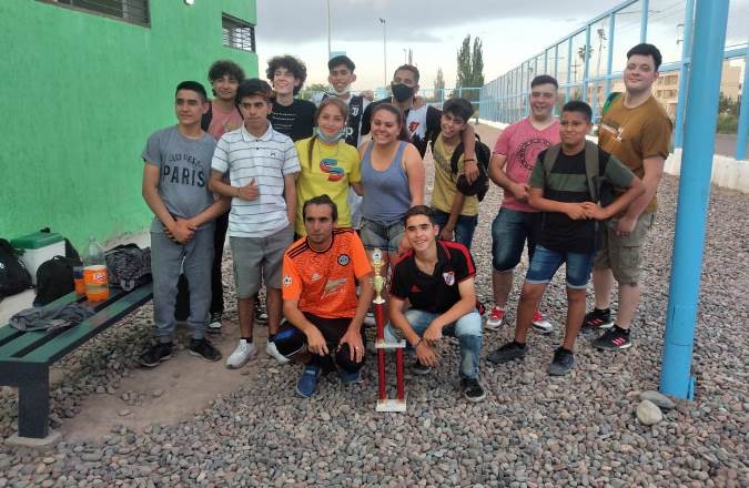 Sancarlinos participaron de un torneo de ajedrez en Maipú y uno de ellos obtuvo el 1º puesto