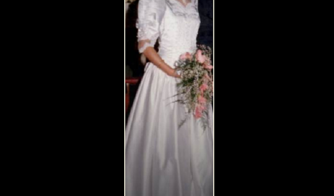 Vendió su vestido de novia y ahora quiere recuperarlo: “Mi hija se casa y quiere usarlo”