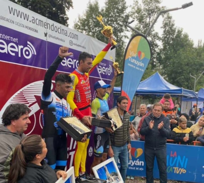 El valletano mantuvo el ritmo durante la carrera y quedó en el tercer lugar