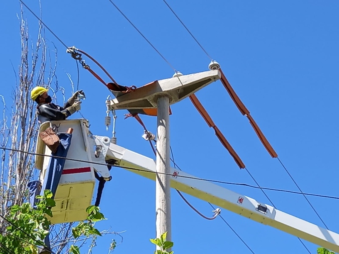Hoy habrá cortes de luz en dos departamentos del Valle de Uco Diario