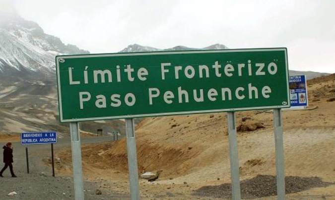 El Paso Pehuenche une las ciudades de Malargue y Talca.
