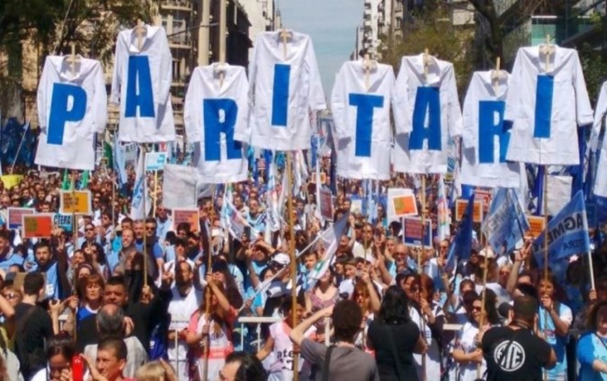Las reuniones comenzaron con el SUTE, Administración Central y Ampros - Foto ilustrativa