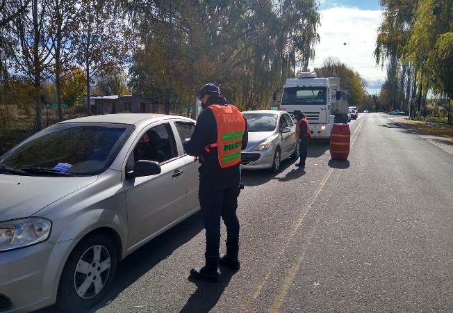 Hay controles de alcoholemia en los accesos y rutas de todo el territorio provincial