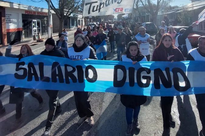 Movilización ayer en Tupungato - Foto Sute