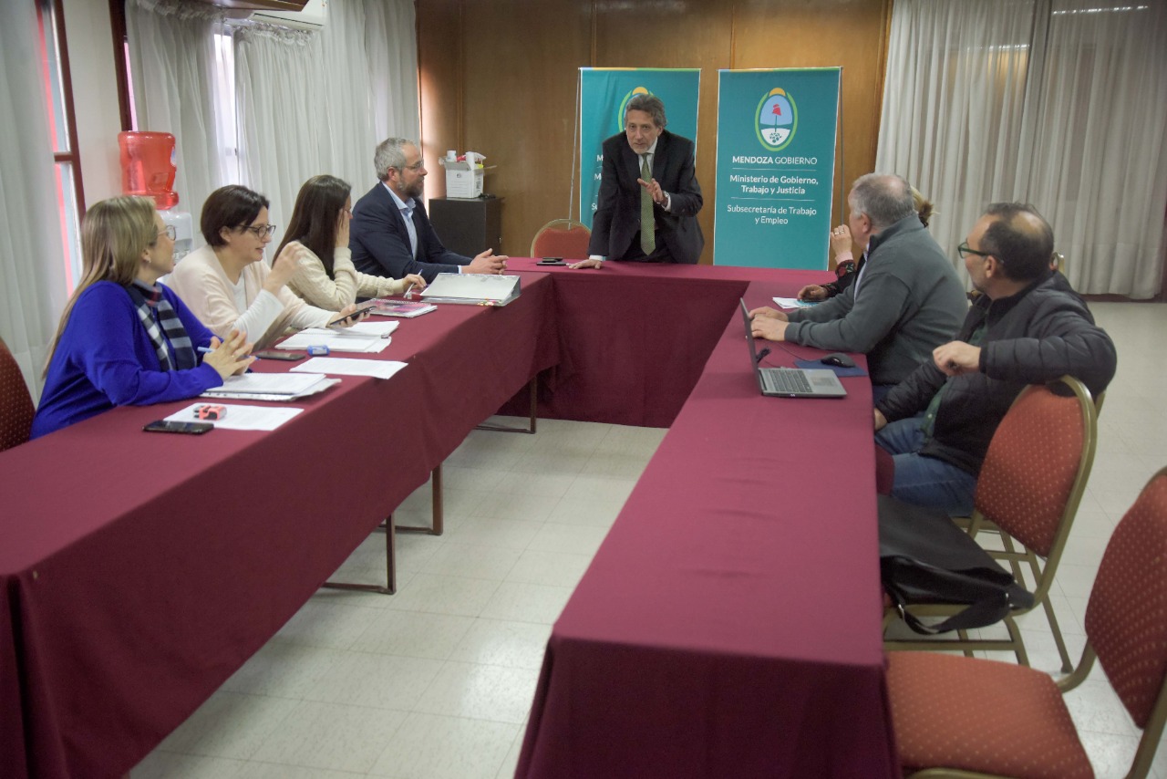 En todos los casos el Gobierno de la Provincia acercó propuestas de incremento salarial que están en el orden del 44% de aumento en el acumulado de enero a agosto. Foto: Gobierno de Mendoza.