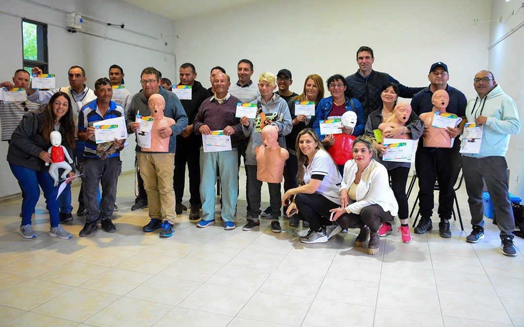 Foto:  participantes que hicieron el taller recibieron sus certificados