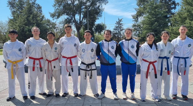 Una delegación de 10 competidores y dos entrenadores de Tunuyán, pertenecientes a la Escuela de Teakwondo Yusan Innae, se encuentran en Santiago del Estero.