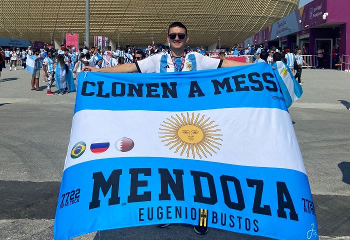 "Mendoza", "Eugenio Bustos", "7722 no se toca", los mensajes de la bandera del joven