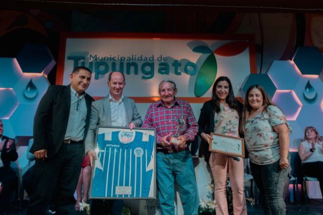Entrega premios Tupun Catú 2022 HCD Tgto1
