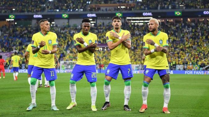 Brasil festejando el pase