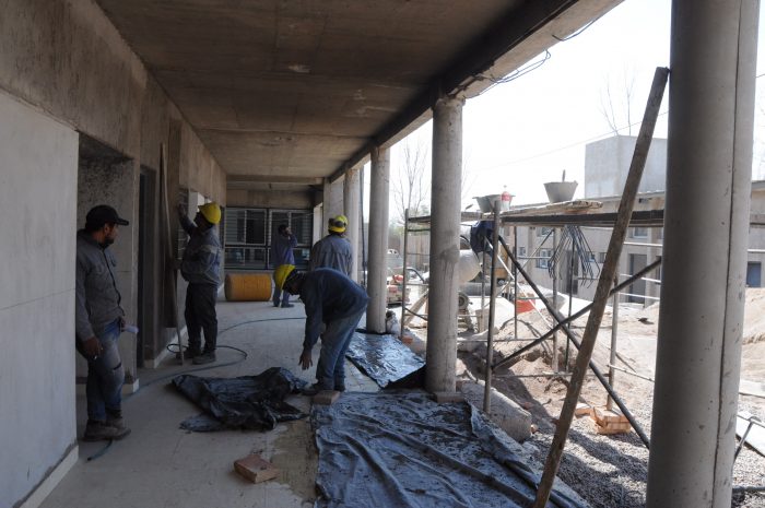 Foto archivo de obras en Escuela Ventura Gallegos - Prensa Mendoza