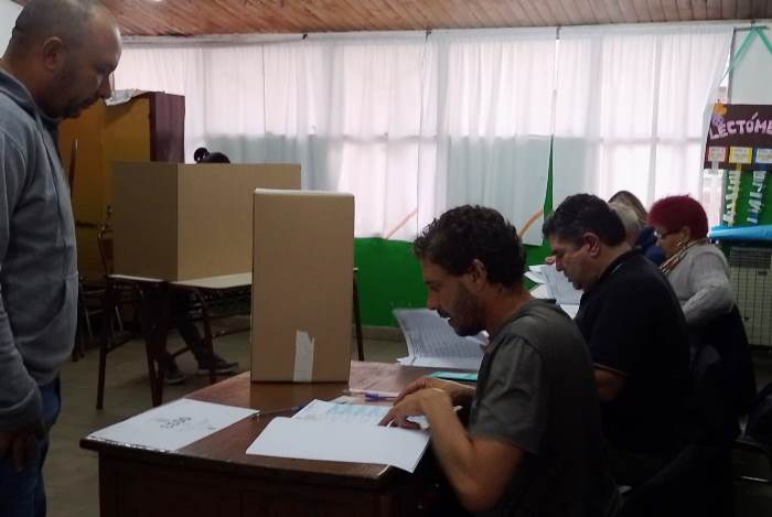 Elecciones en escuela de Tunuyán - foto El Cuco Digital