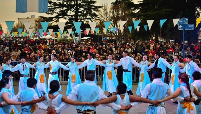 El 25 de mayo es una de las fechas patrias más importantes para la República Argentina. Foto archivo: actividades en Tupungato.