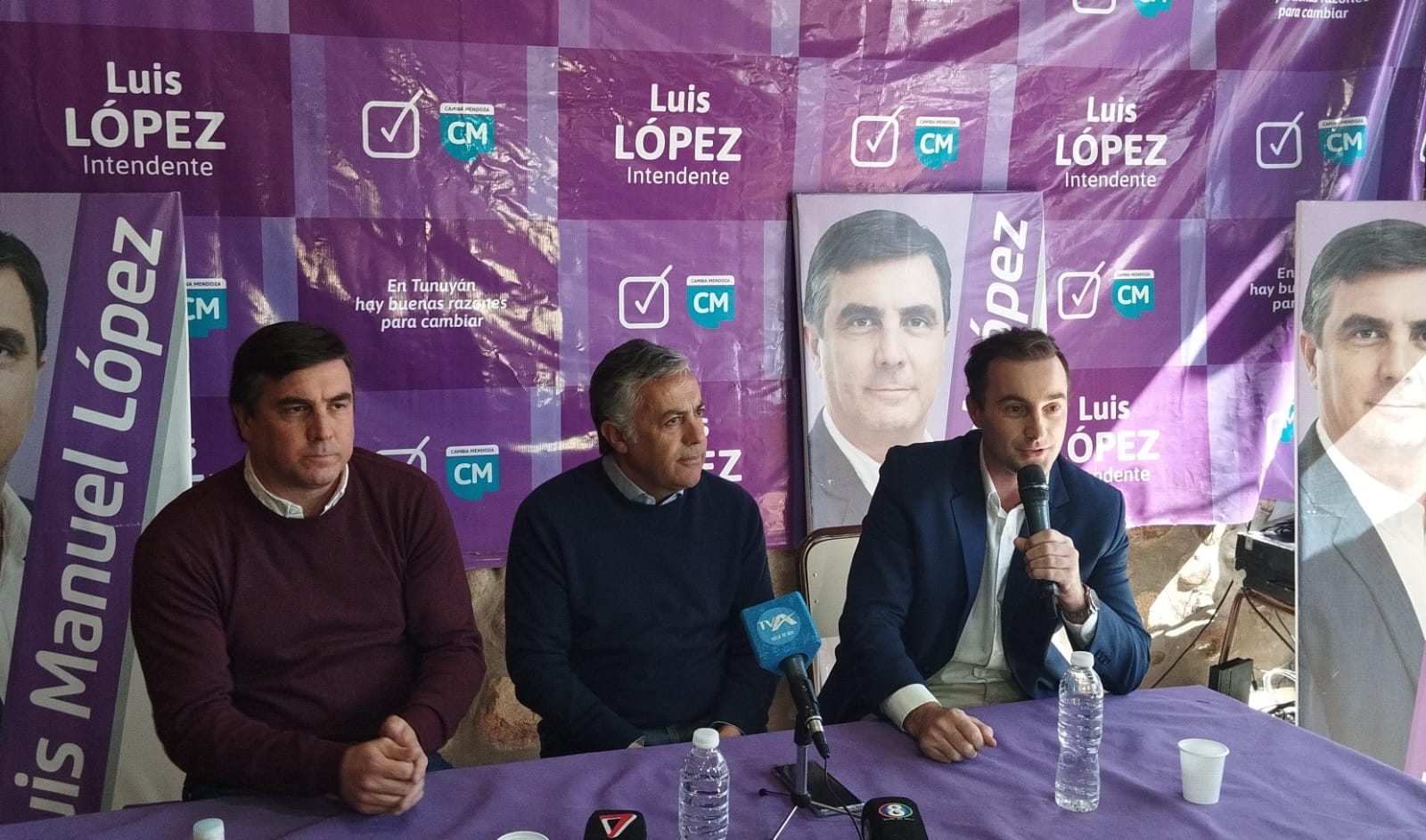 Luis López, Alfredo Cornejo y Cristian Gottardini dieron una conferencia de prensa en Tunuyán. Foto: El Cuco Digital.