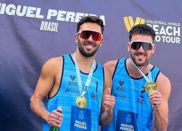 La dupla suma una medalla más a su carrera. Foto: Federación del Voleibol Argentino.