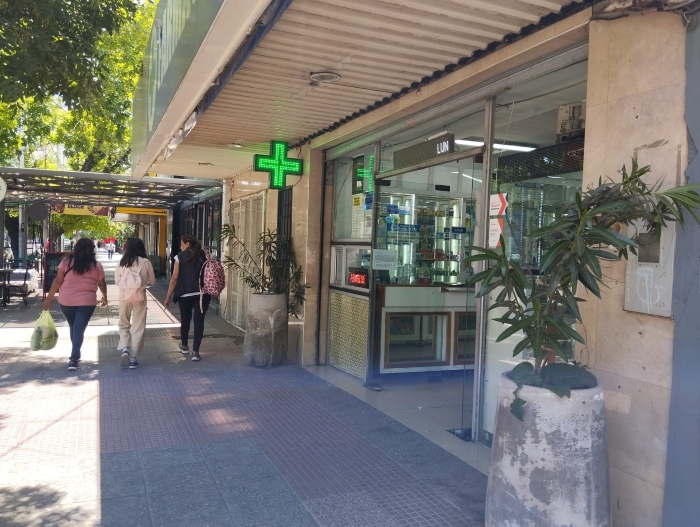 Desde hace varios días hay faltante de medicamentos en algunas farmacias. Foto: El Cuco Digital.