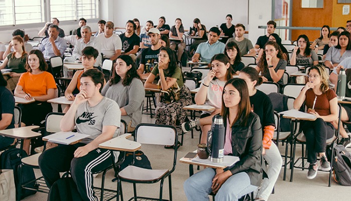 La DGE oficializó el calendario escolar 2024: cuándo empiezan las clases