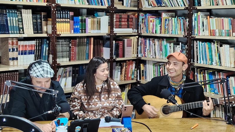 Nahuel Jofré junto a Abi Romo y Jorgito García.