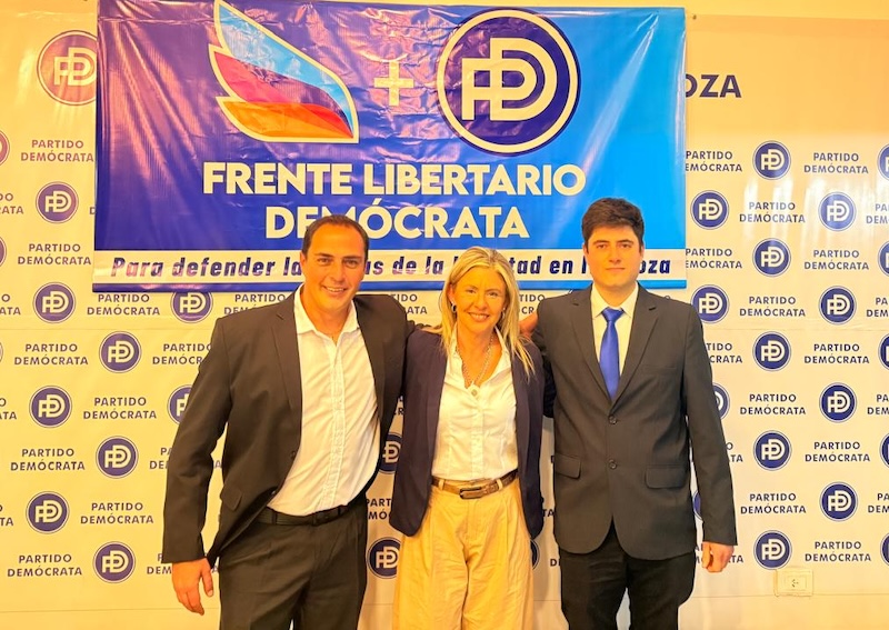 Franco Avogadro, Gladys Rivas y Boris Martín.