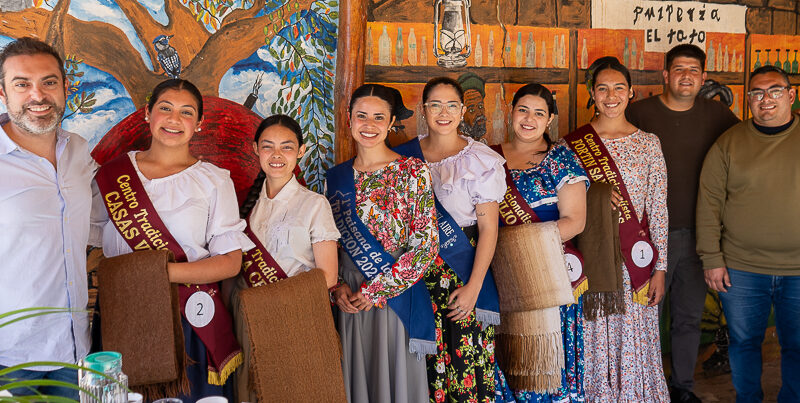 CANDIDATAS-A-FLOR-DE-LA-TRADICION-e1759745746143