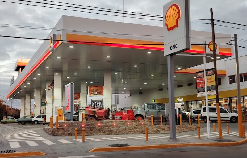 Shell La Consulta Shell La Consulta, en San Martín y Sasso.