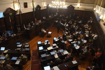 andres-lombardi-recinto-diputados